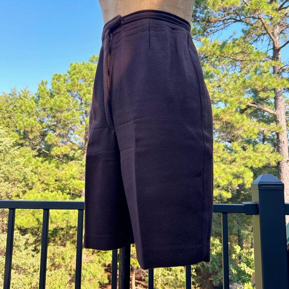 Vintage 60s Brown High Waist Faux Wool Minimalist Bermuda Pedal Pusher Shorts - Picture 3 of 5